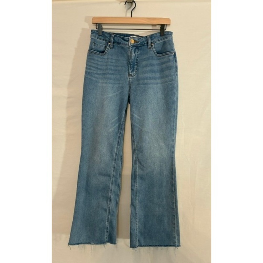 Kut from the Kloth Kelsey Fab Ab Ankle Flare Raw Hem Jeans size 8